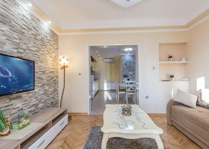 아파트 Mia Sukošan